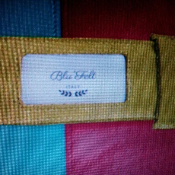 Women boots - Picture 2 of 3